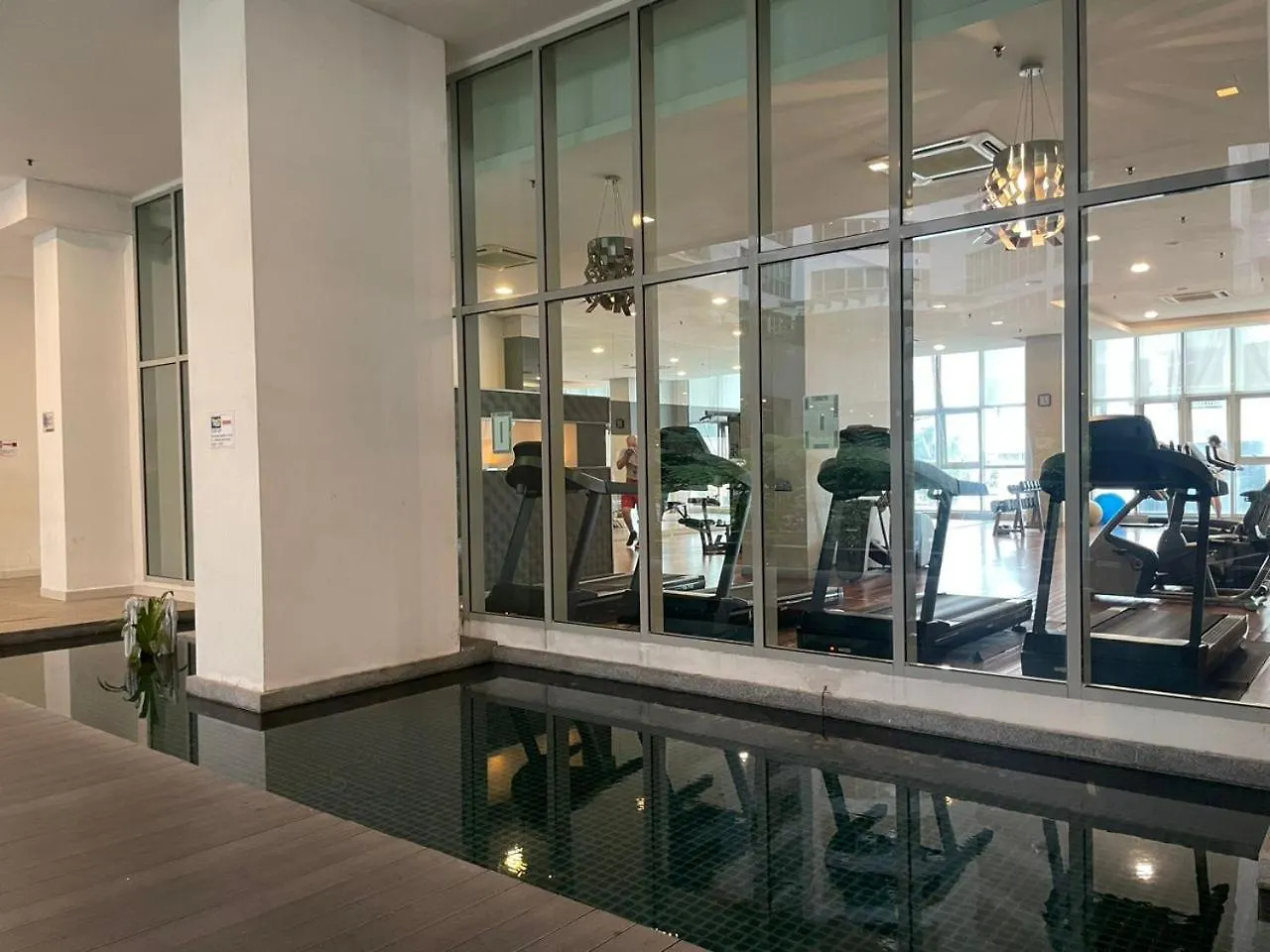 Infinity Pool Dorms Klcc View By Regalia Hostel Kuala Lumpur Malaysia